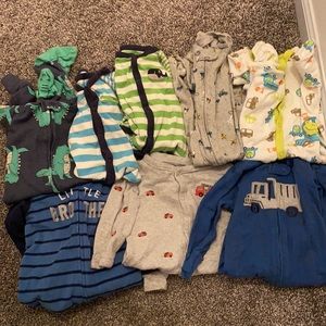 Bundle of 8 sleepers ✨Make an Offer!🌟